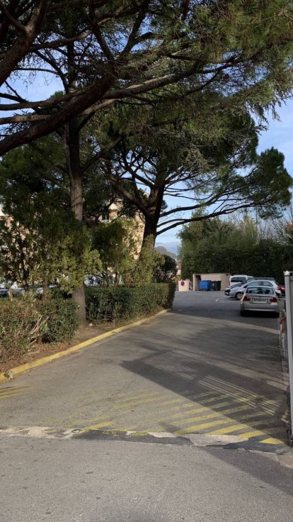 Appartement et cave avenue Michel Jourdan à Cannes La Bocca - photo 1