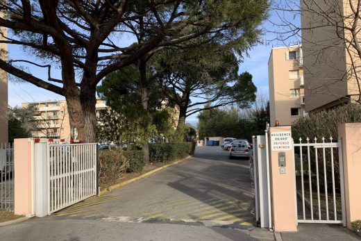 Appartement et cave avenue Michel Jourdan à Cannes La Bocca
